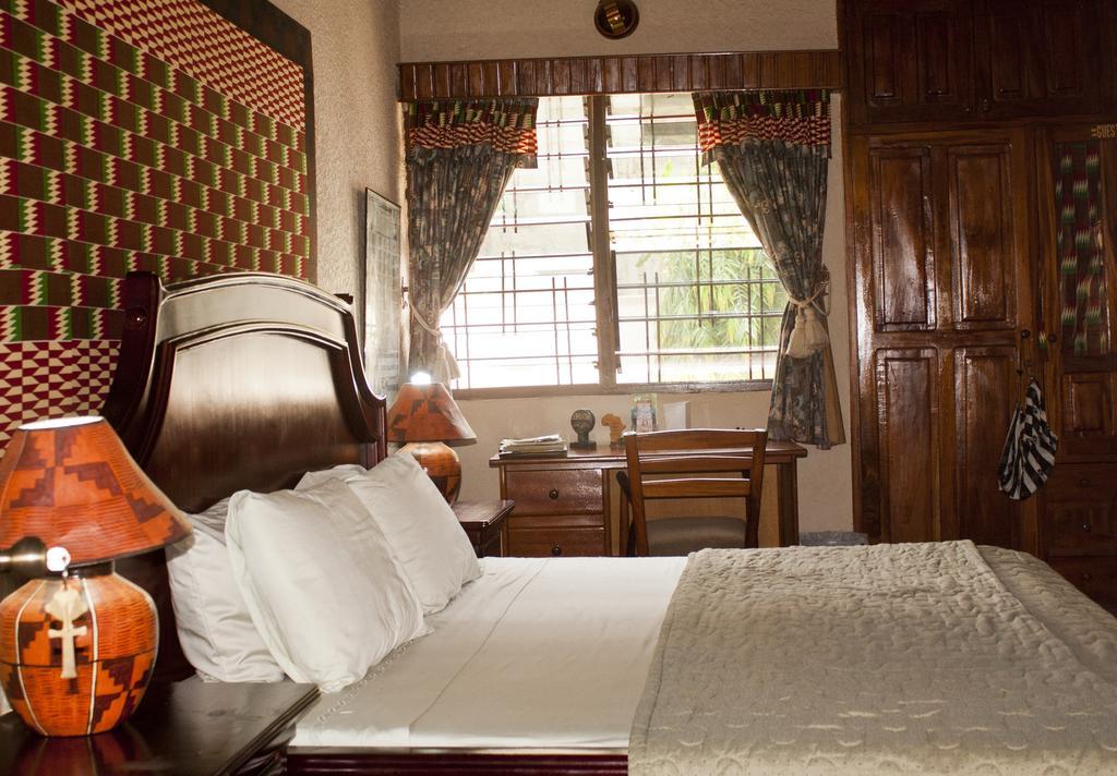 Four Villages Inn クマシ 部屋 写真